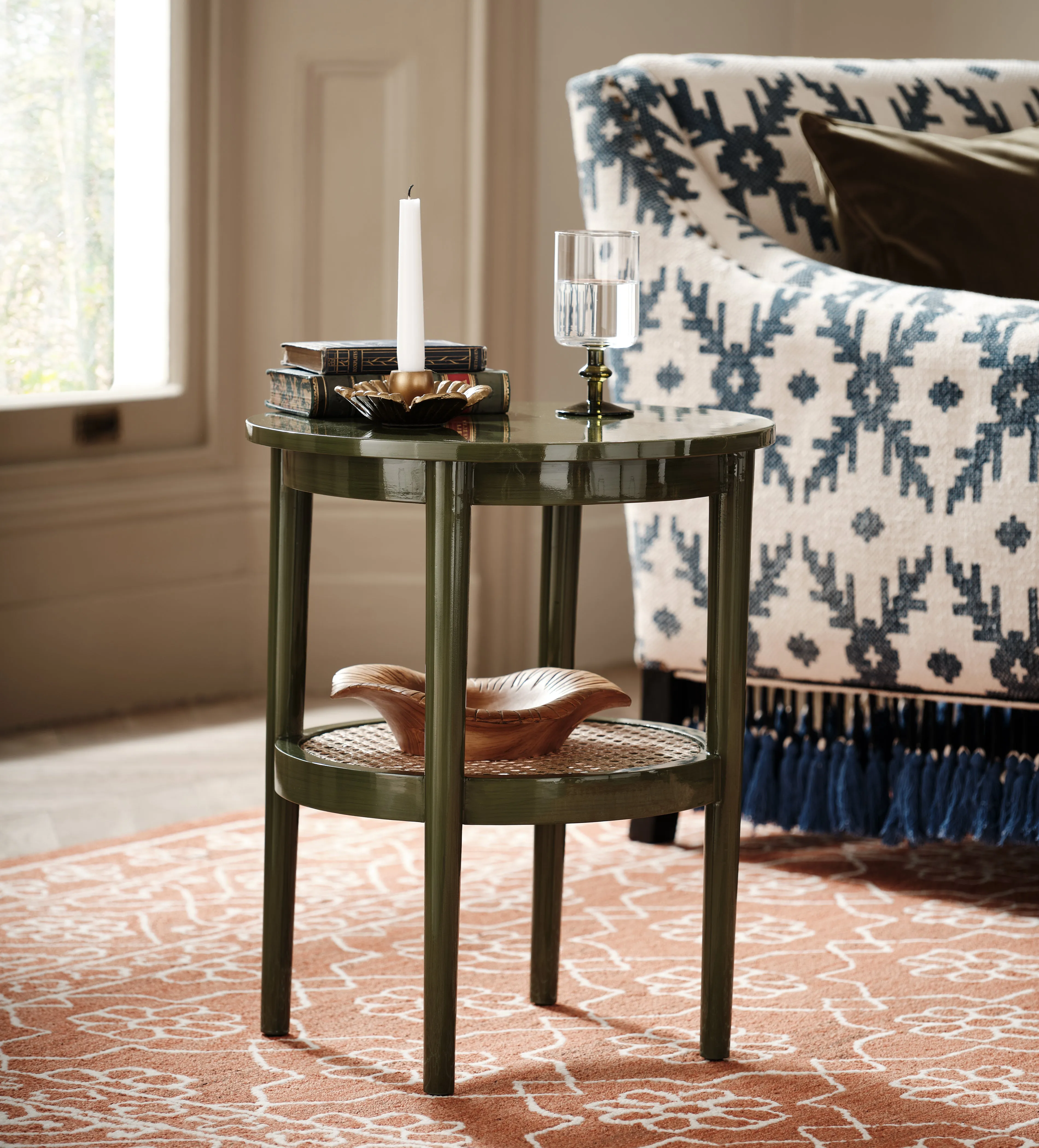 Round Side Table with Shelf - Spruce