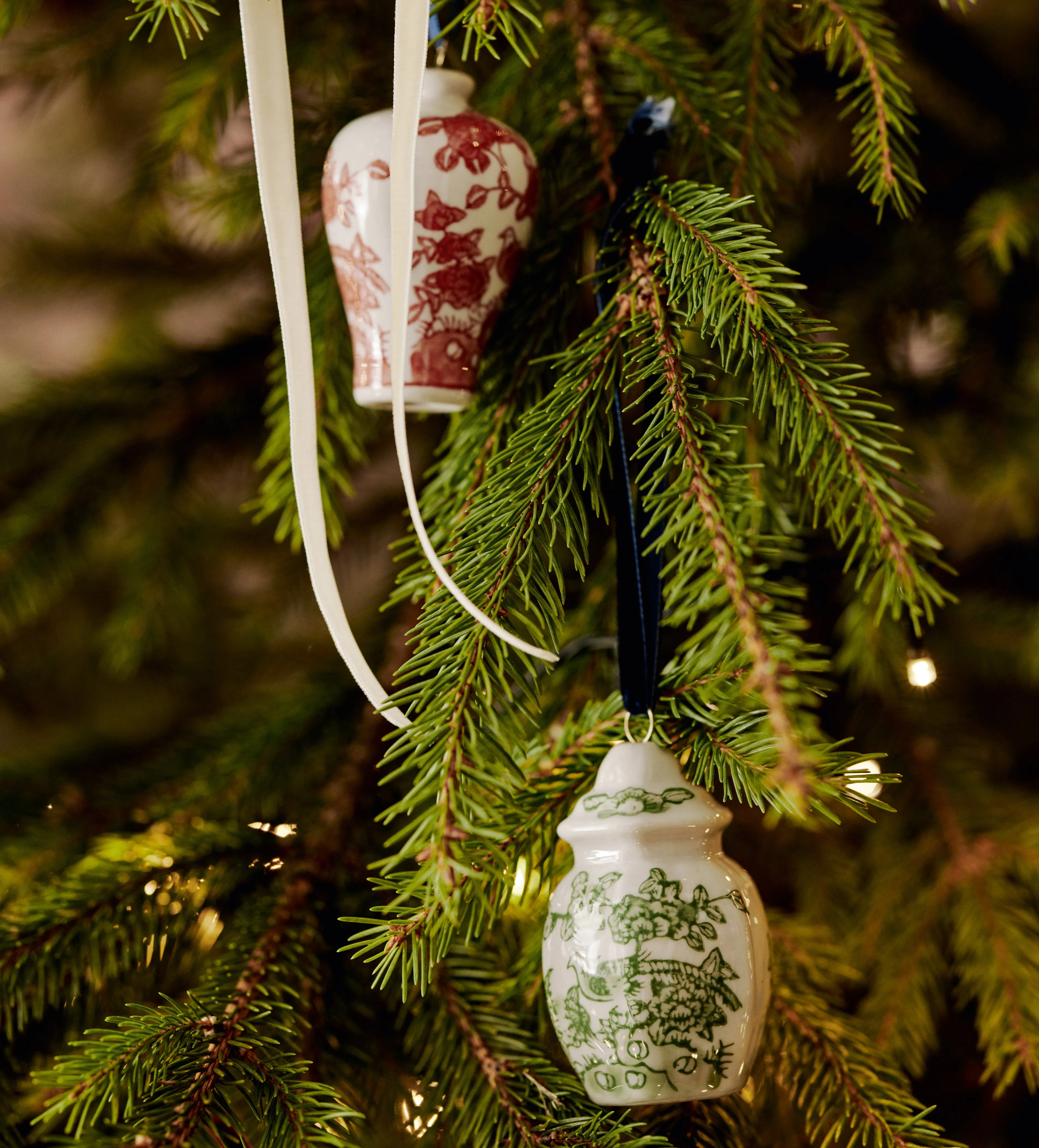 Set of 4 Hanging Ornaments - Multi, Porcelain