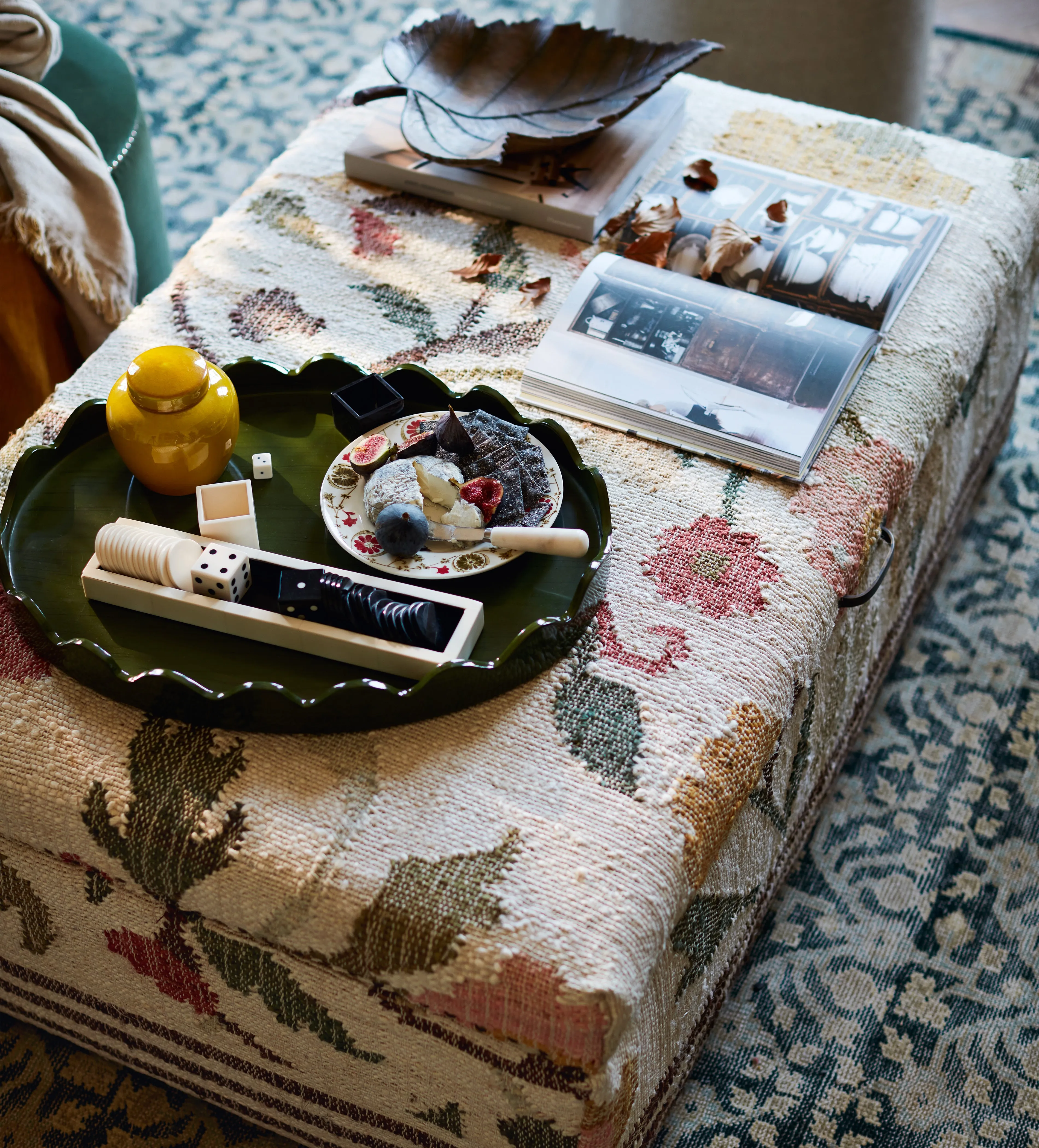 Storage Ottoman with Floral Pattern - Blossom