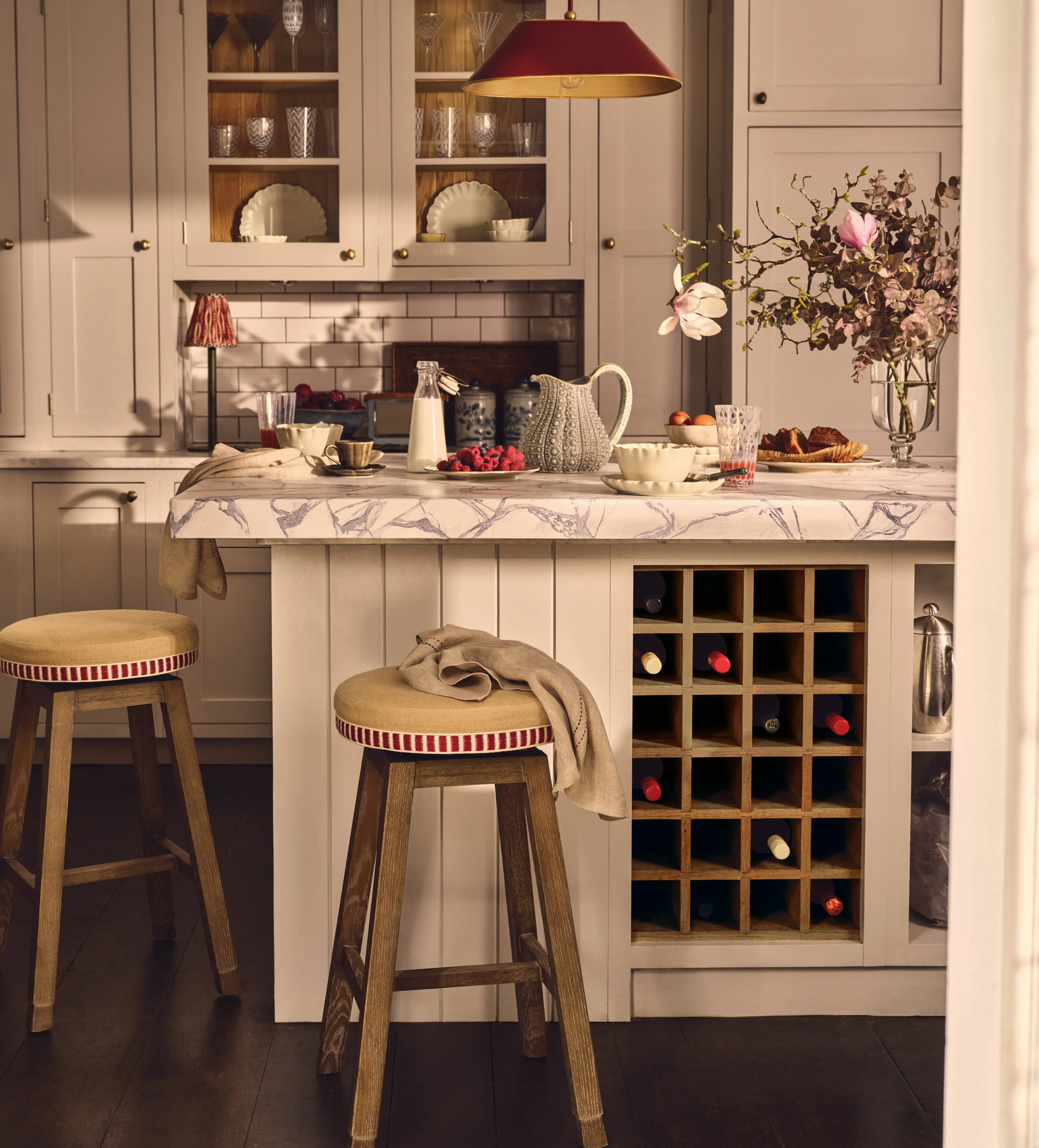 Swivel Bar Stool with Hoof Feet - Hemp, Linen