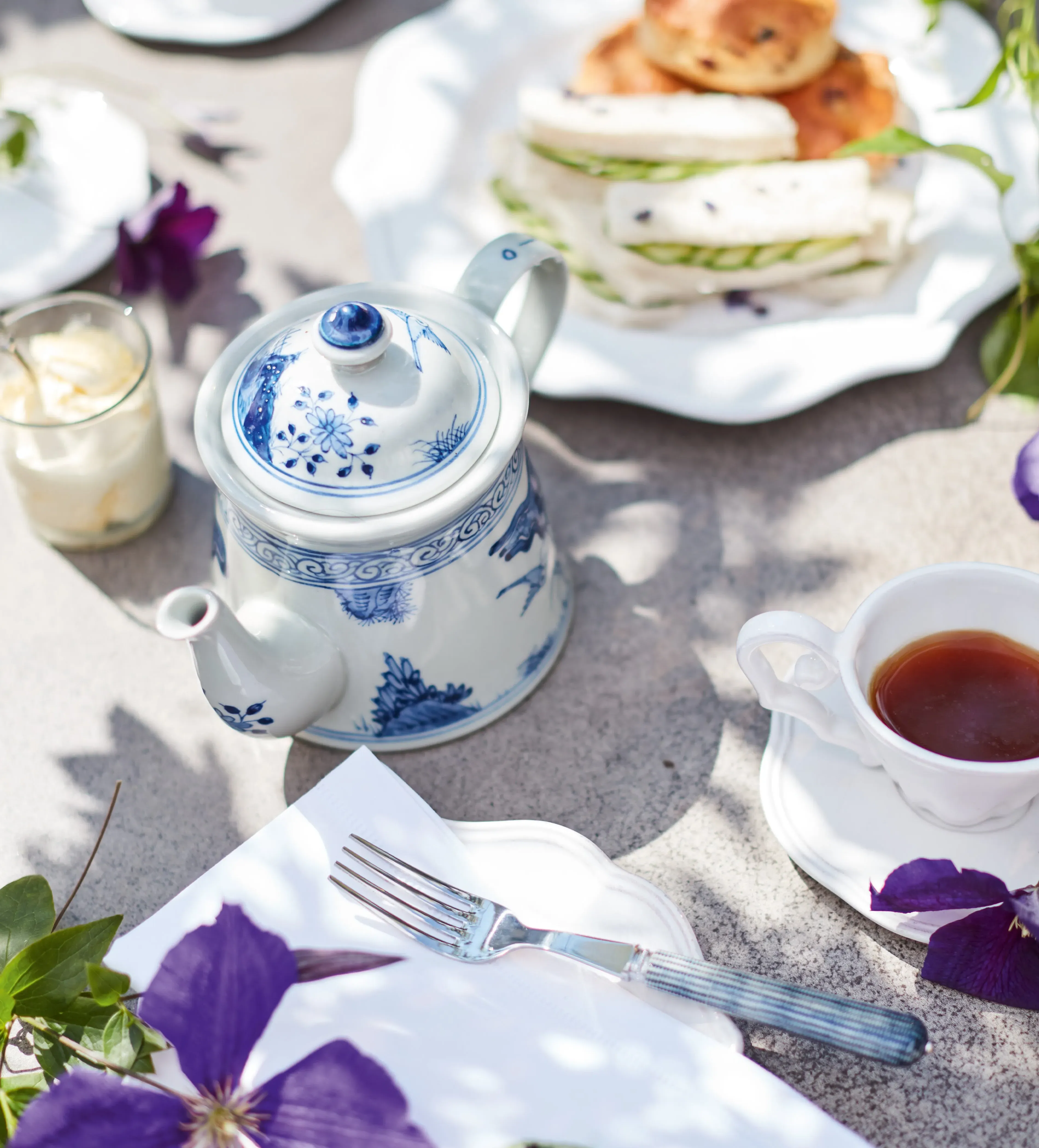 Teapot - Blue/White, Ceramic