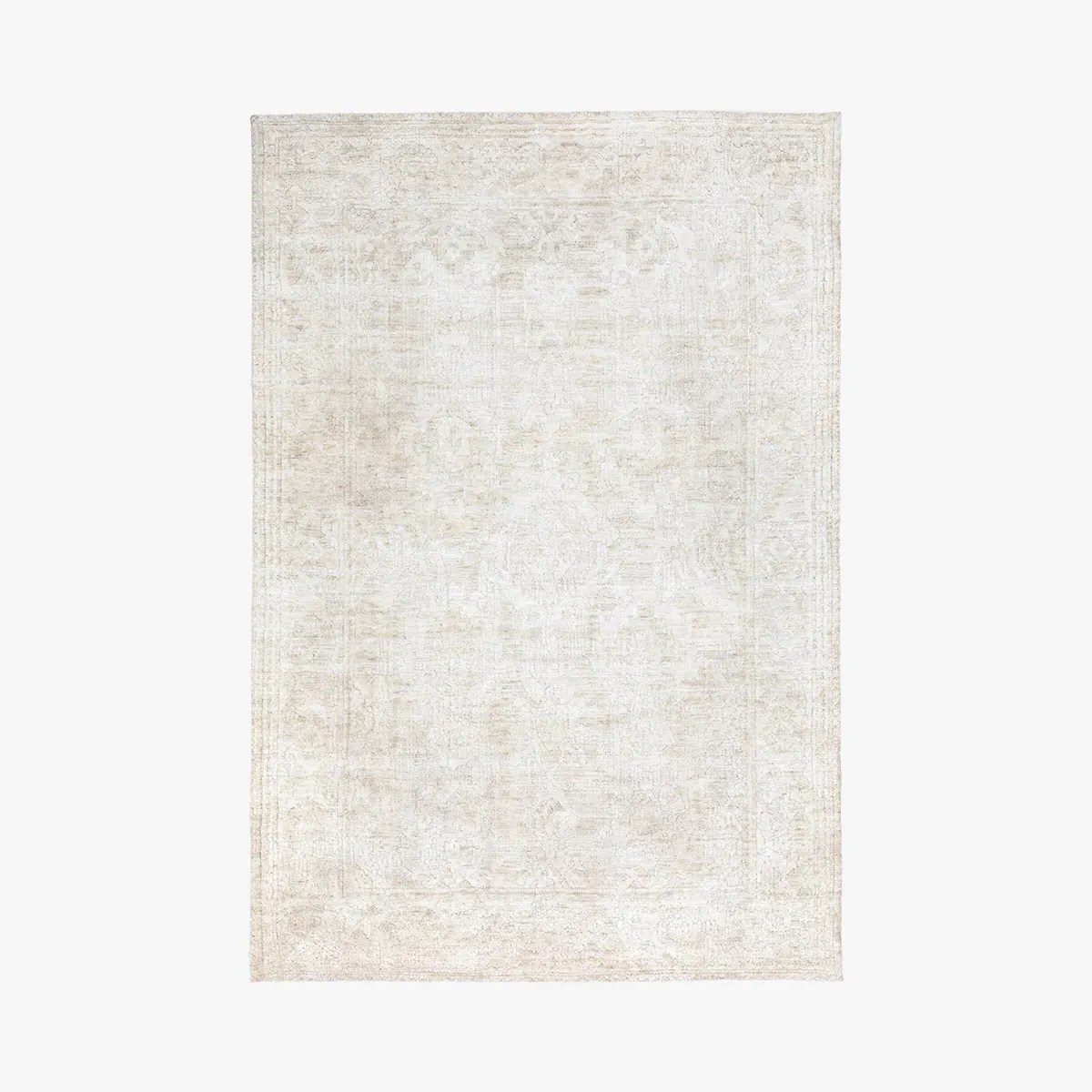 Medium Rug with Traditional Pattern - Neutral image