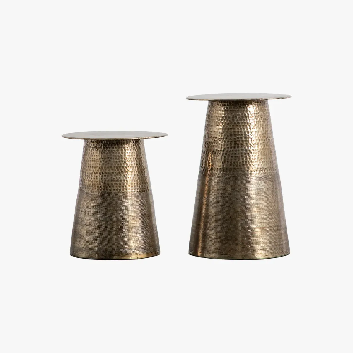 Set of 2 Side Tables - Hammered Metal image