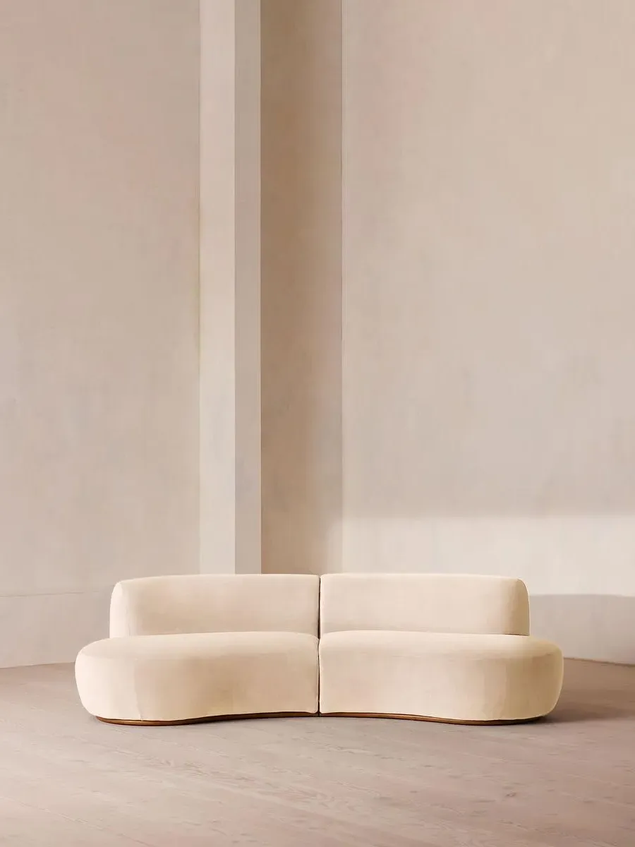 3-Seater Serpentine Modular Sofa - Porcelain, Velvet
