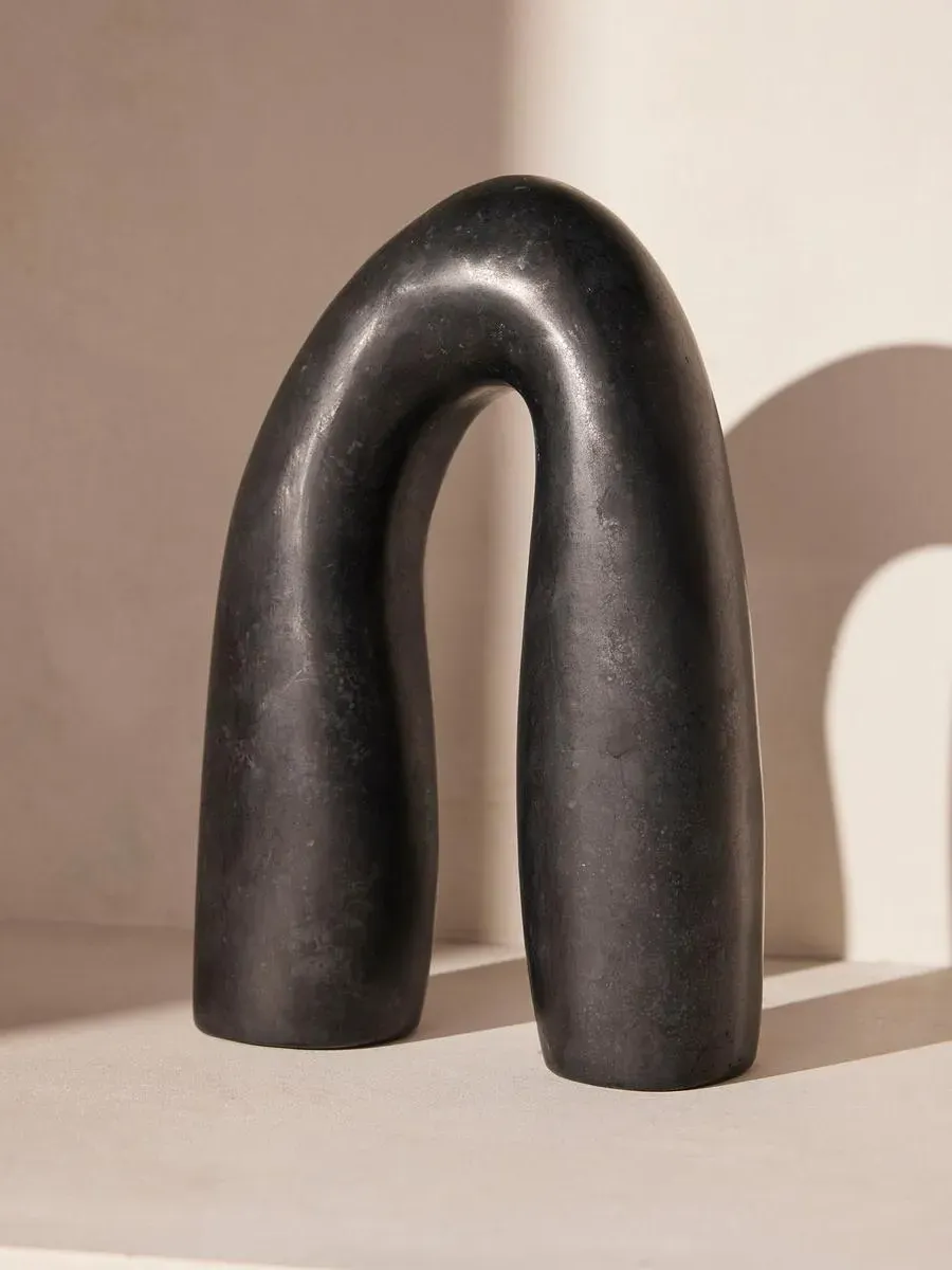 Arch Décor Sculpture - Black, Marble image