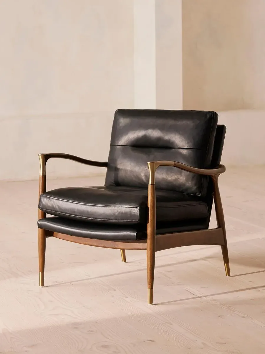 Armchair with Oak Frame - Black, Leather