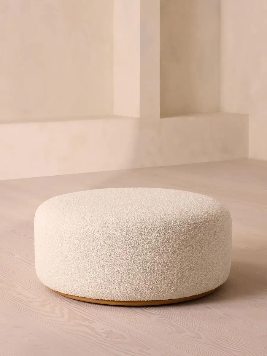 Curved Ottoman - Natural, Boucle