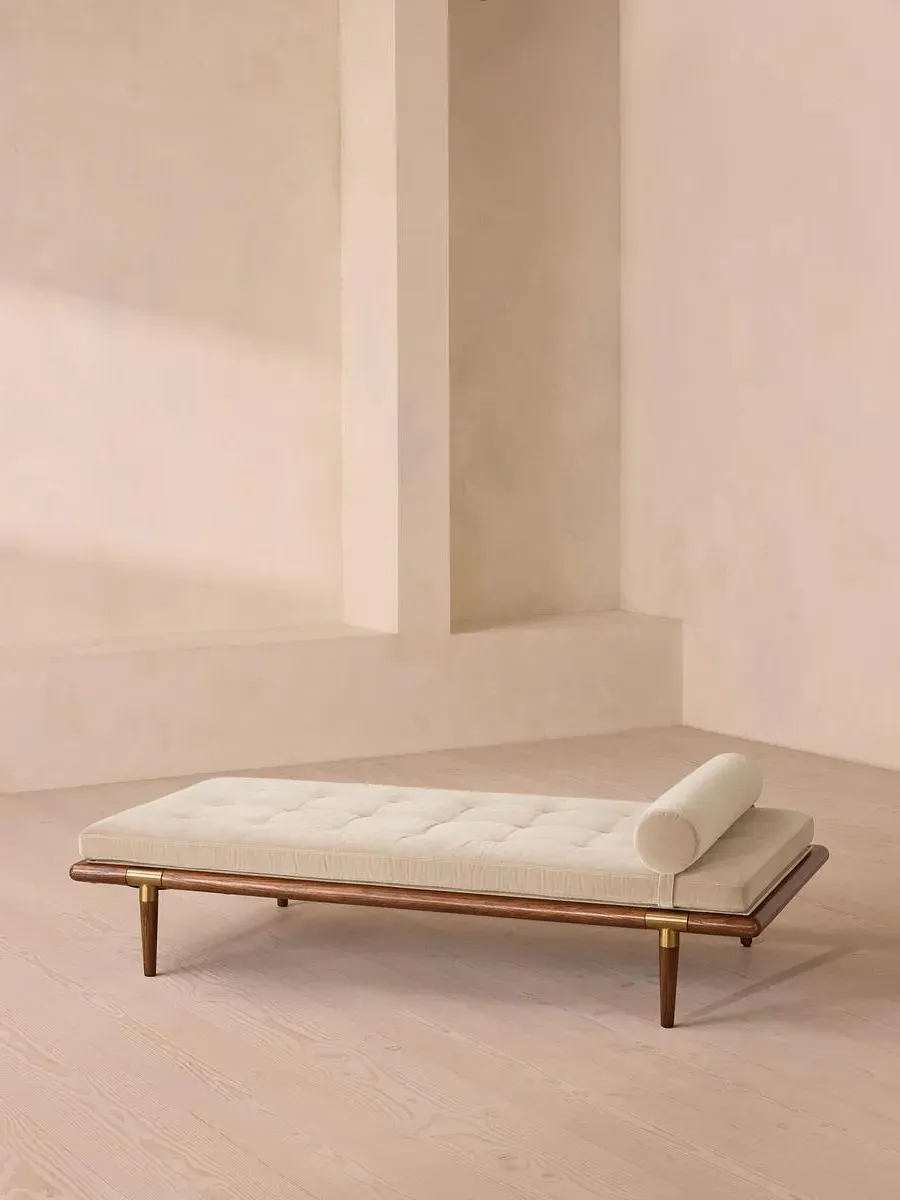 Daybed with Brass Details - Porcelain, Velvet