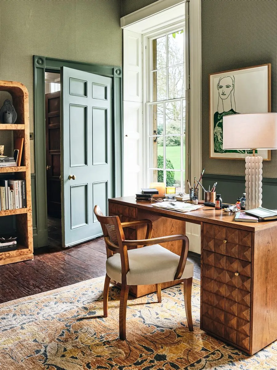 Desk with Square Stud Front - Oak Wood image
