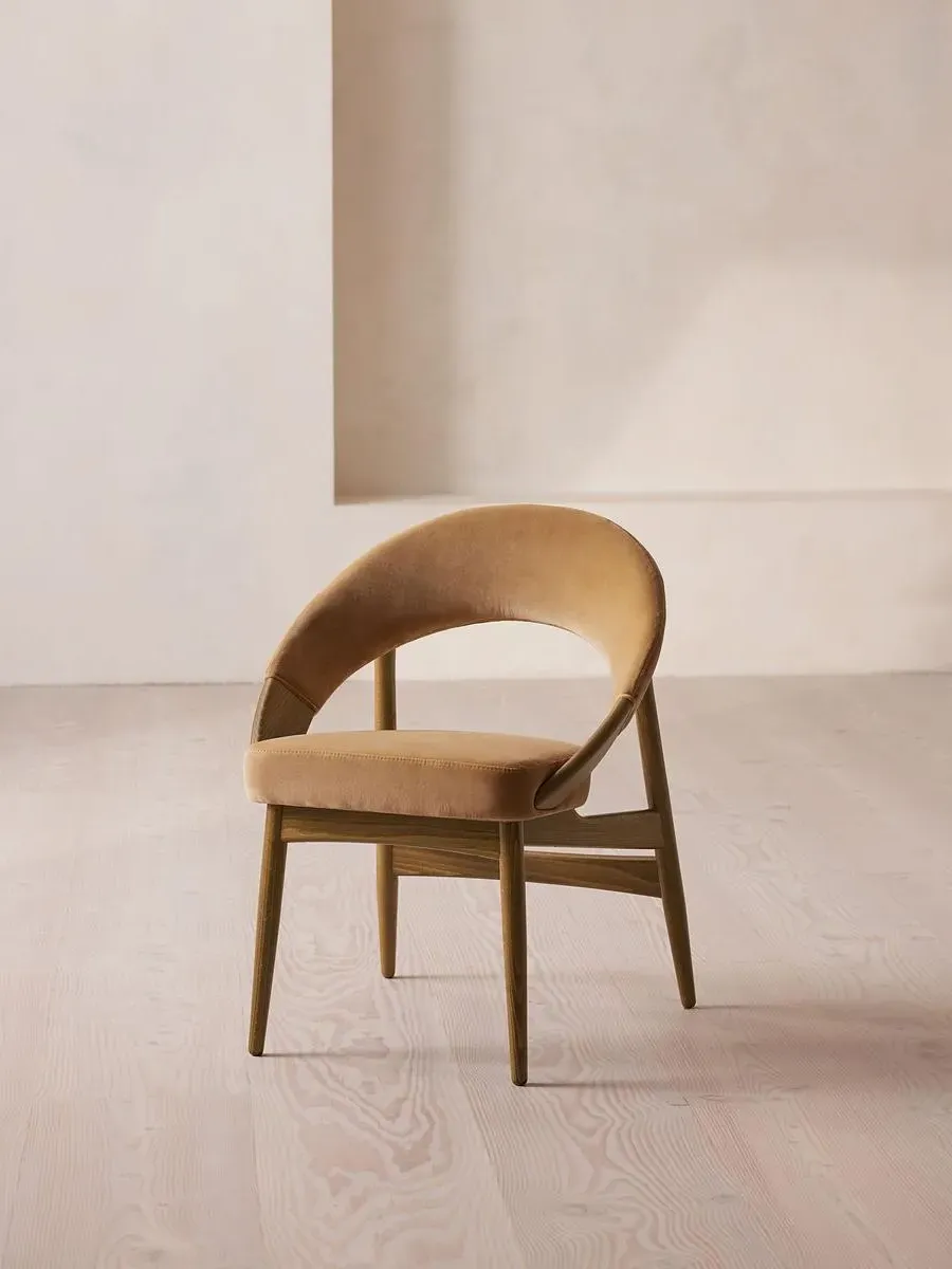 Dining Chair with Curved Back - Camel, Velvet image