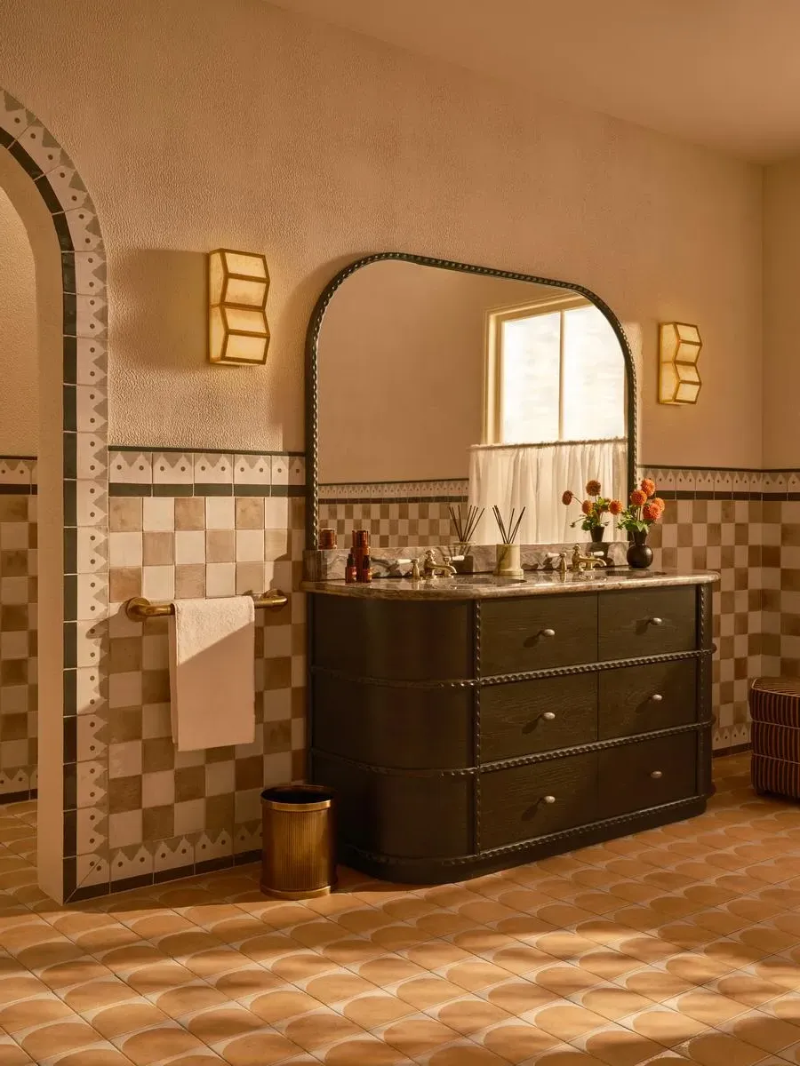 Double Vanity with Mirror - Oak, Quartzite image