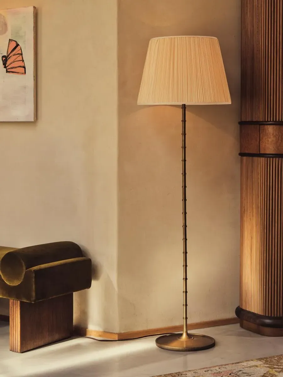 Floor Lamp with Ribbed Detailing - Brass image