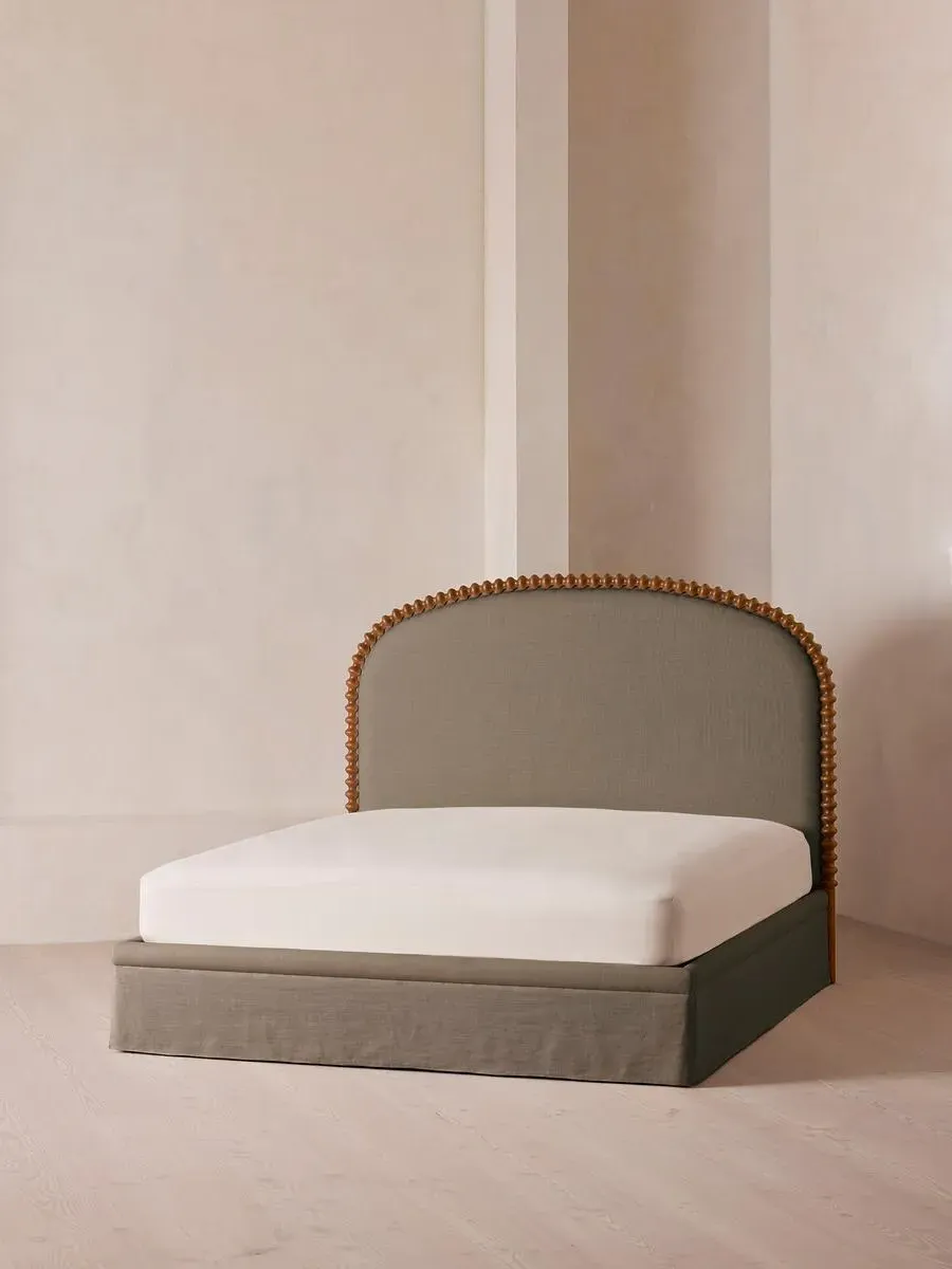 King Bed with Curved Headboard - Mushroom, Linen