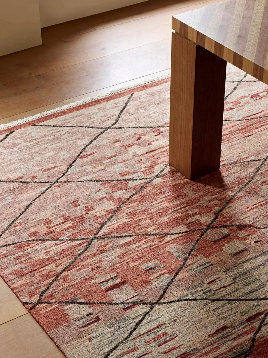 Large Diamond Pattern Rug - Wool