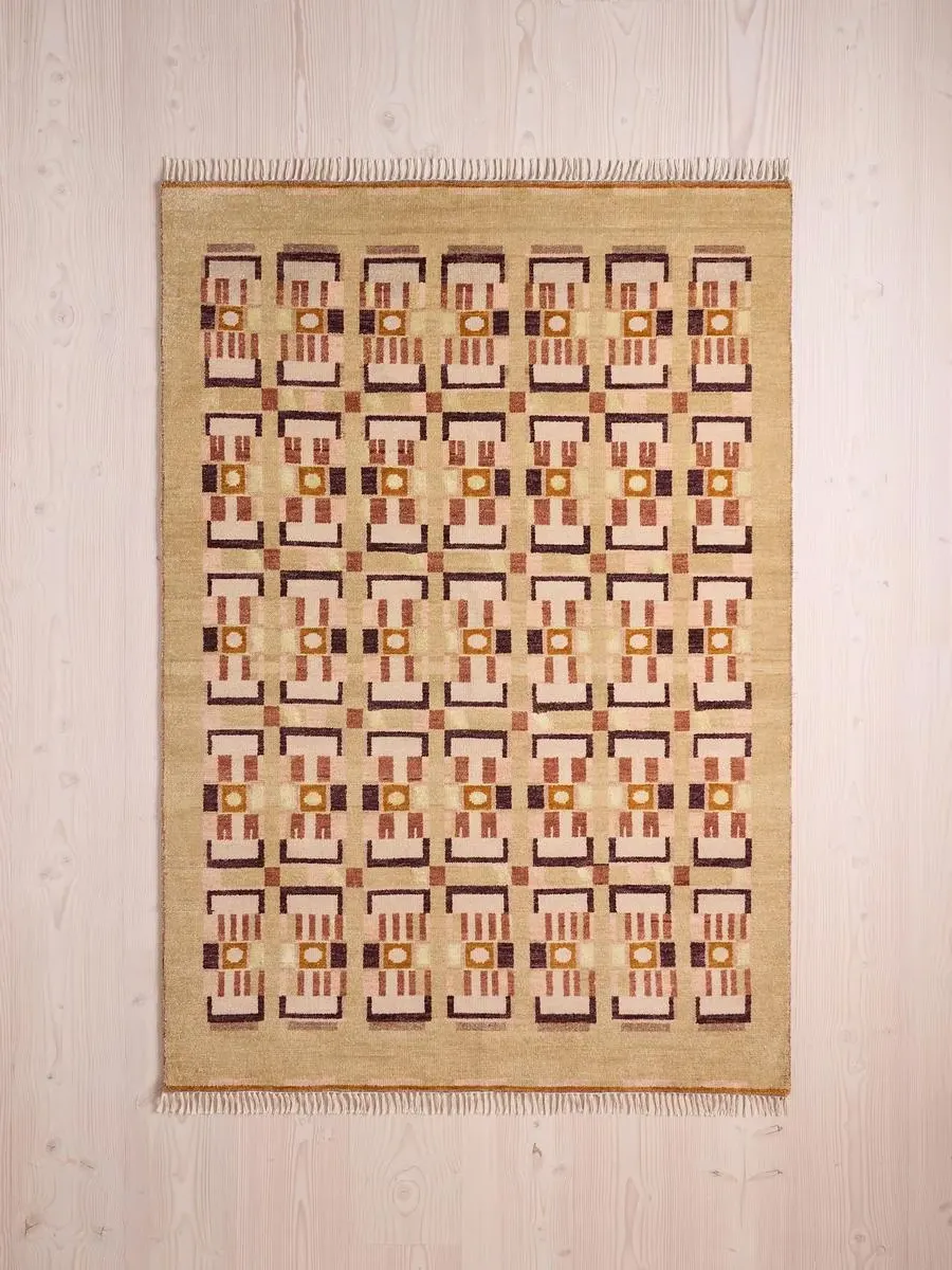 Medium Area Rug - Multicolor, Hand-Knotted image