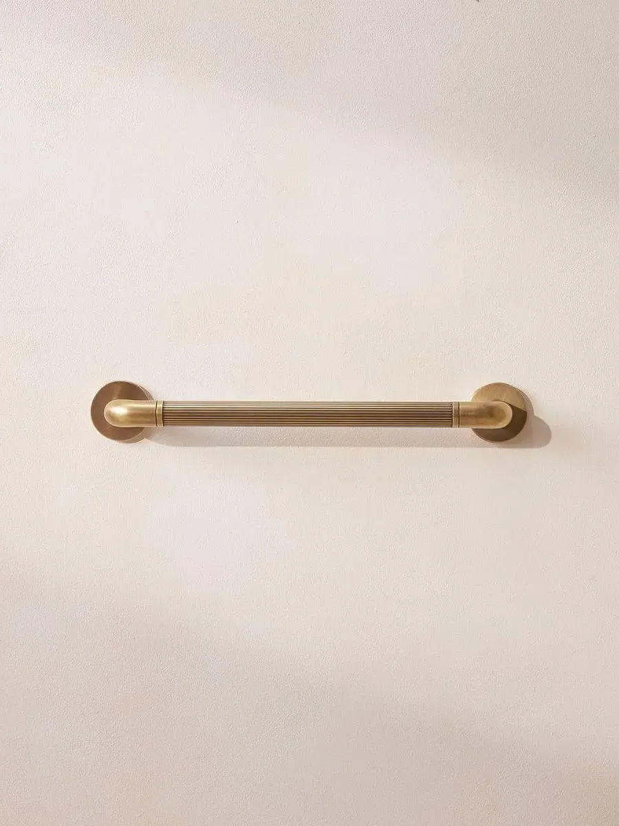 Medium Towel Rack with Ribbed Detail - Brass image