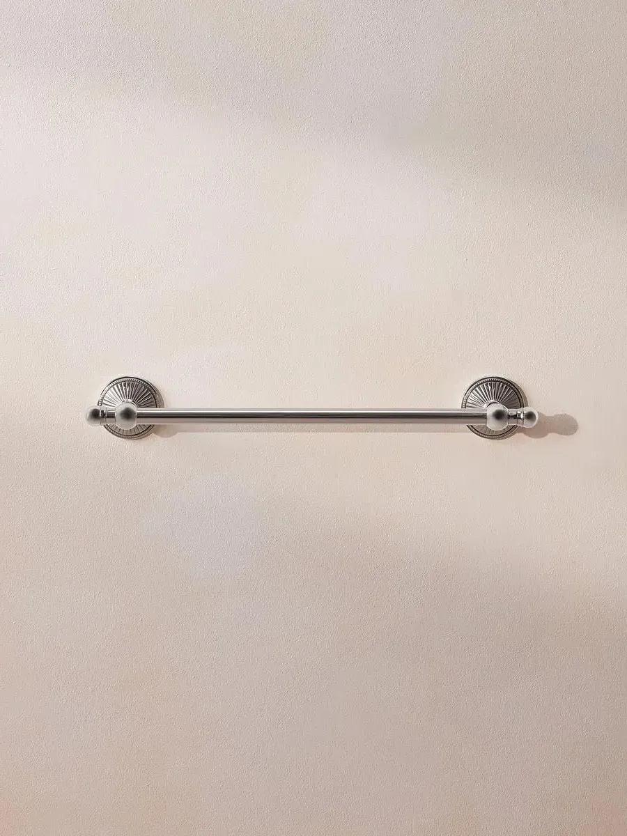 Medium Towel Rail - Nickel image