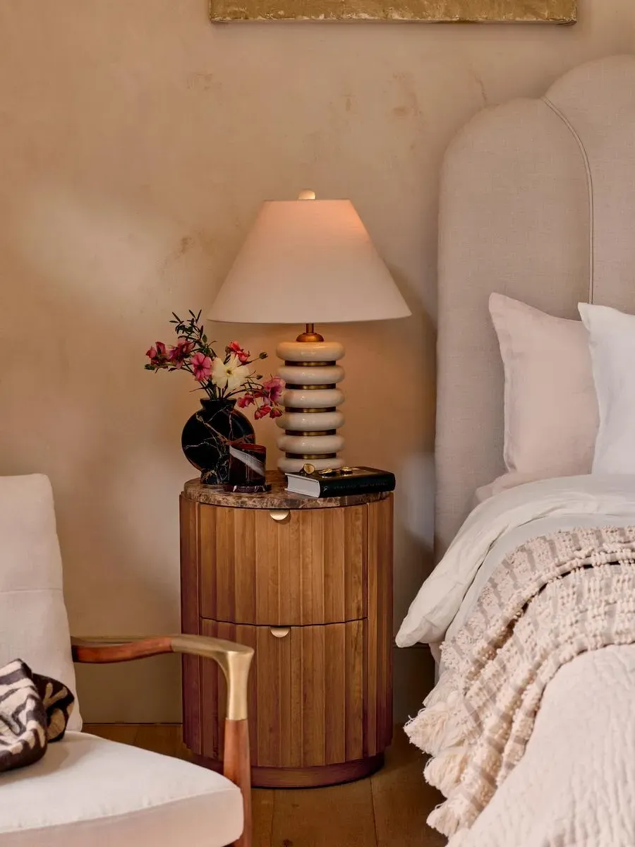 Table Lamp with Ring Base - Cream, Lacquer image